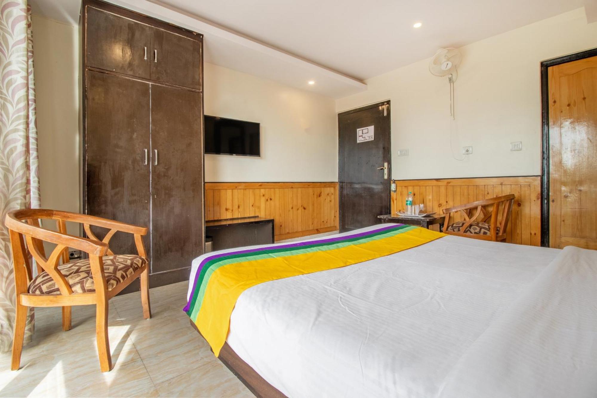 Itsy Hotels Avantika With Forest View Шимла Экстерьер фото